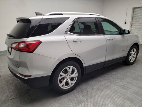 Used 2020 Chevrolet Equinox LT FWD image 9