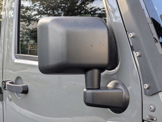 Used 2018 Jeep Wrangler Unlimited Sport S AWD/4WD image 10