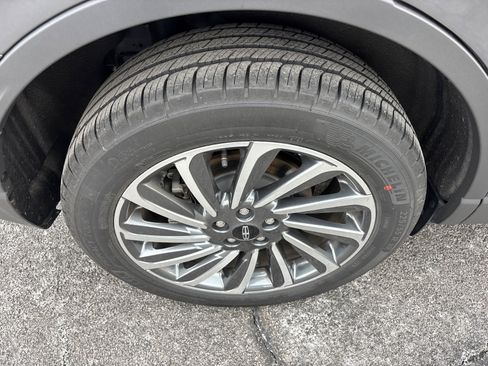 New 2026 Lincoln Corsair Reserve FWD image 10