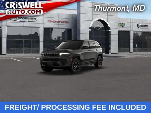 New 2026 Jeep Grand Cherokee Altitude AWD/4WD image 1