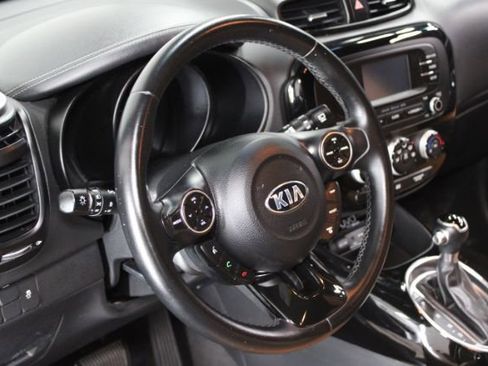 Used 2016 Kia Soul ! w/ Umber Package 1 image 10