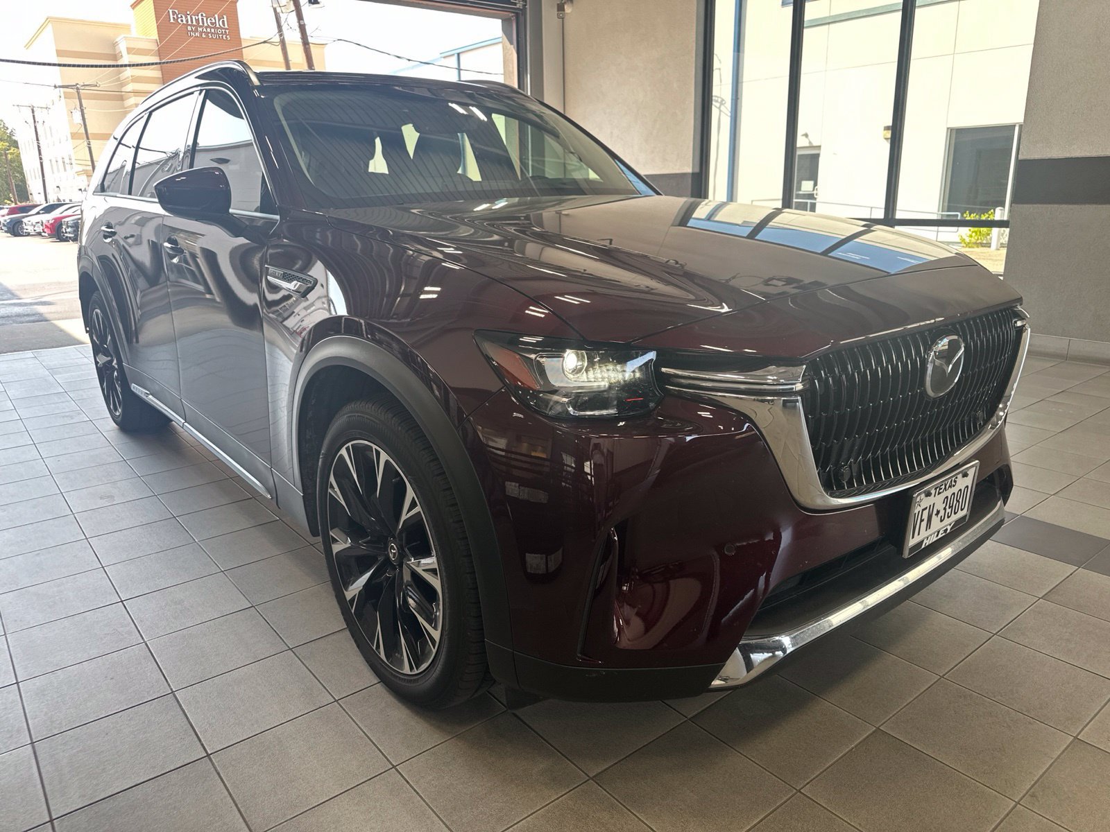 Used 2024 MAZDA CX-90 Plug-In Hybrid w/ Premium Pkg AWD/4WD image 2