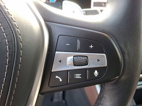 Used 2025 BMW X5 xDrive50e w/ Premium Package image 23