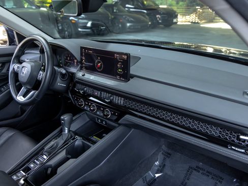 Used 2023 Honda Accord Touring image 53