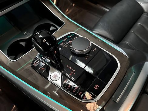 Certified 2022 BMW X5 xDrive40i w/ M Sport Package image 18