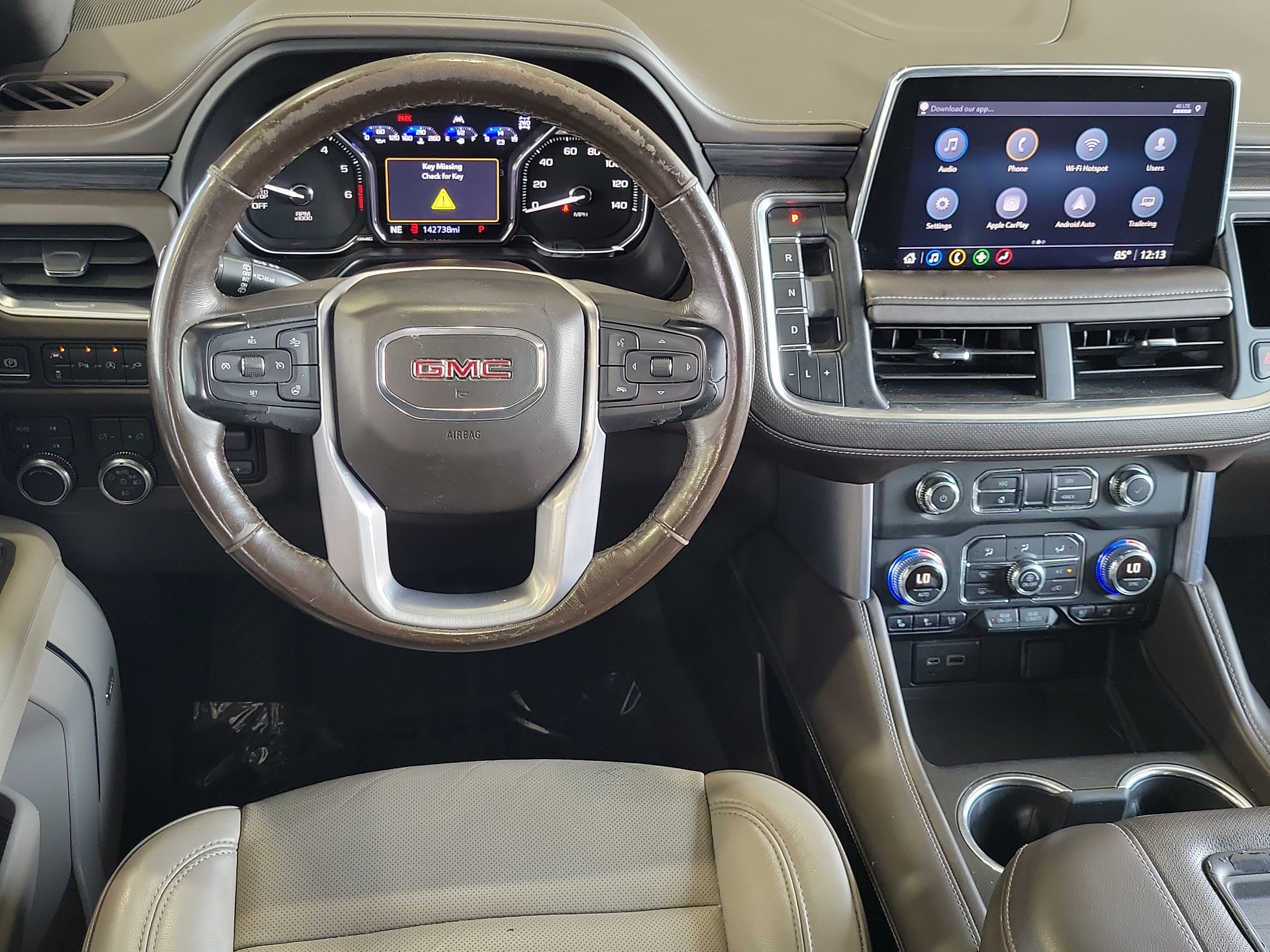 Used 2021 GMC Yukon XL SLT w/ SLT Luxury Plus Package AWD/4WD image 15