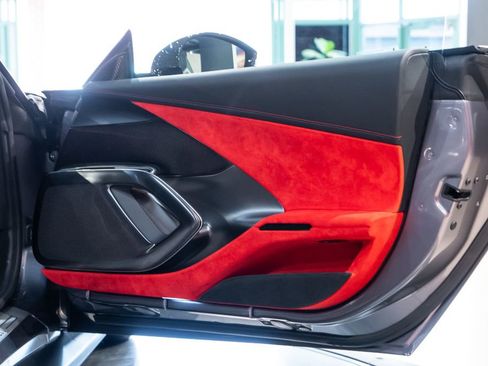 Certified 2025 Ferrari 12Cilindri RWD image 44