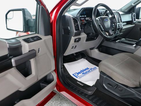 Used 2019 Ford F150 XLT w/ Equipment Group 302A Luxury image 3