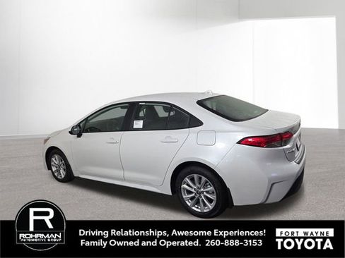 New 2026 Toyota Corolla LE FWD image 10