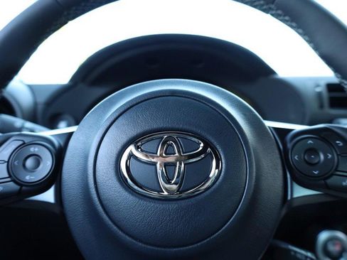 New 2025 Toyota GR86 Premium image 9