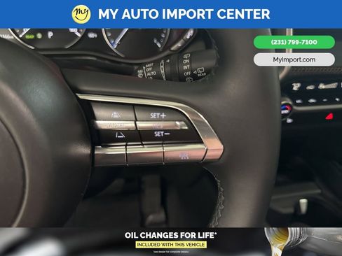 Used 2025 MAZDA CX-50 AWD 2.5 Hybrid w/ Premium Pkg image 17