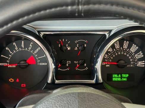 Used 2005 Ford Mustang GT Premium RWD image 21