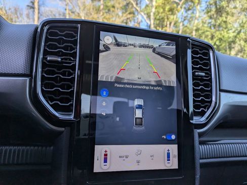 New 2025 Ford Ranger XLT w/ Chrome Accent Package image 20