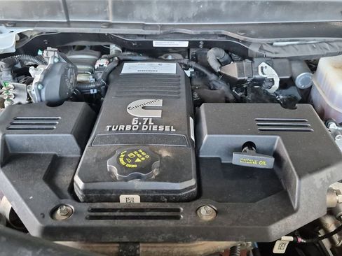 Used 2024 RAM 2500 Laramie AWD/4WD image 21
