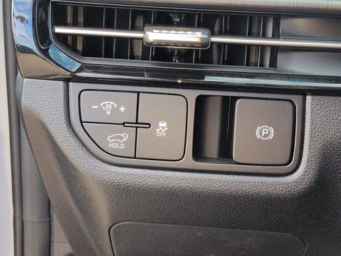 Certified 2026 Kia Sportage X-Pro Prestige AWD/4WD image 18