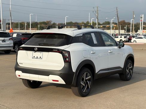 New 2026 Nissan Kicks SV w/ SV Premium Package image 7