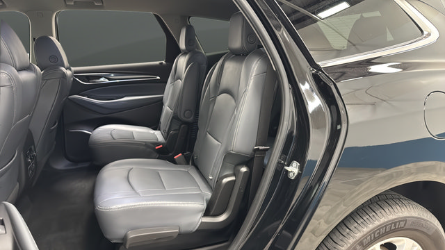 Used 2018 Buick Enclave Premium w/ LPO, Hit The Road Package AWD/4WD image 21