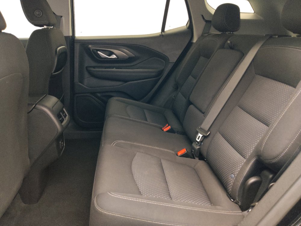 Used 2023 GMC Terrain SLE w/ Driver Convenience Package FWD image 18