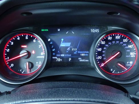 Used 2021 Toyota Camry XSE image 21