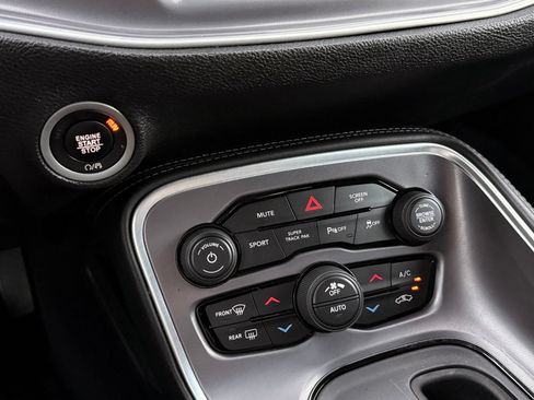 Used 2022 Dodge Challenger GT RWD image 53