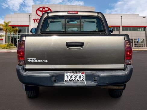 Used 2012 Toyota Tacoma 2WD Regular Cab image 4