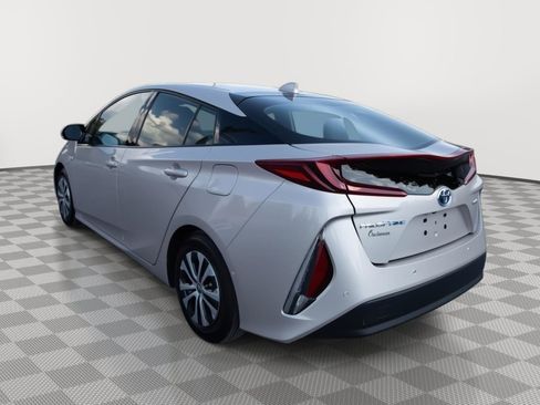 Used 2020 Toyota Prius Prime Limited image 6