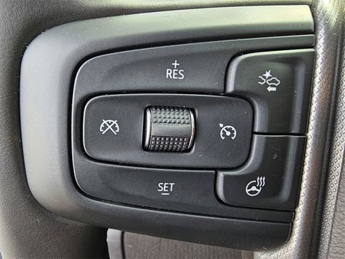 Used 2024 GMC Yukon Denali image 18