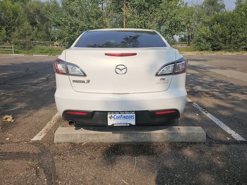Used 2010 MAZDA MAZDA3 i Touring FWD image 4