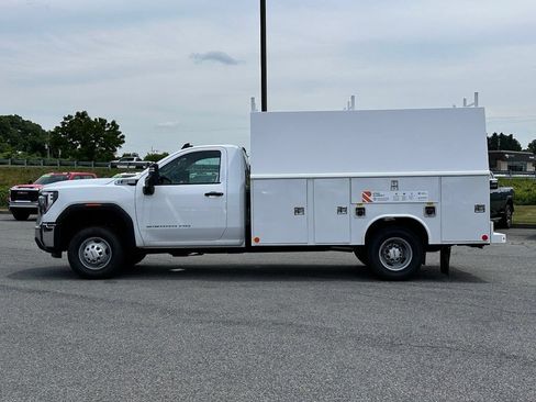 New 2026 GMC Sierra 3500 Pro w/ Convenience Package AWD/4WD image 6