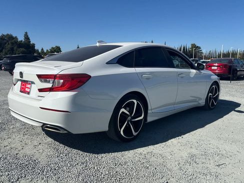 Used 2019 Honda Accord Sport image 3