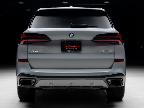Used 2024 BMW X5 sDrive40i w/ M Sport Package RWD image 28