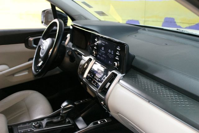 Used 2021 Kia Sorento S w/ Panoramic Sunroof Package AWD/4WD image 10