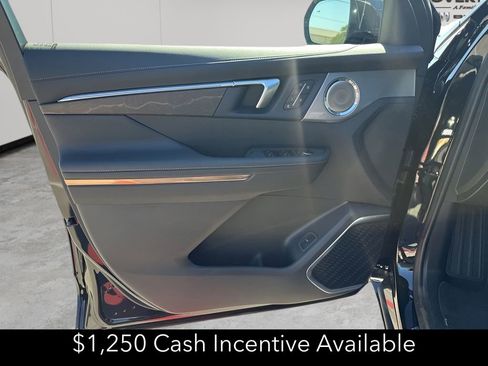New 2026 Buick Enclave Avenir w/ Super Cruise Package AWD/4WD image 39