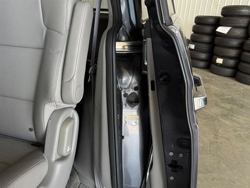 Used 2016 Honda Odyssey EX-L image 26