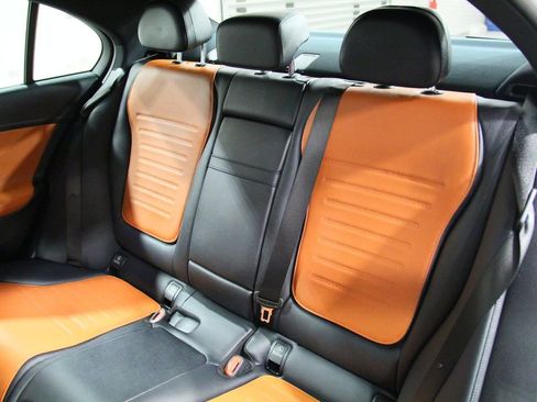 Certified 2023 Mercedes-Benz C 300 4MATIC Sedan image 31