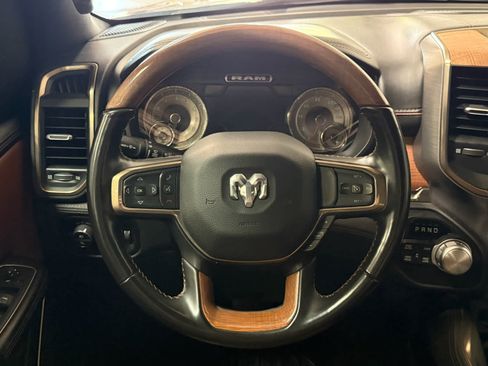 Used 2022 RAM 1500 Limited w/ Body-Colour Bumper Group AWD/4WD image 18