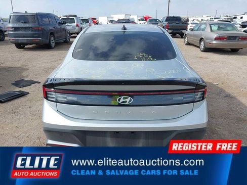 Used 2025 Hyundai Sonata SE image 32