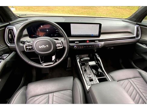 Used 2024 Kia Sorento SX Prestige AWD/4WD image 14