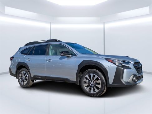 Certified 2025 Subaru Outback Limited w/ Popular Package #2 image 1