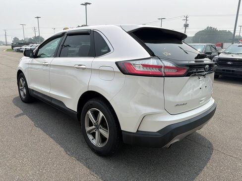 Used 2019 Ford Edge SEL w/ Equipment Group 201A AWD/4WD image 8