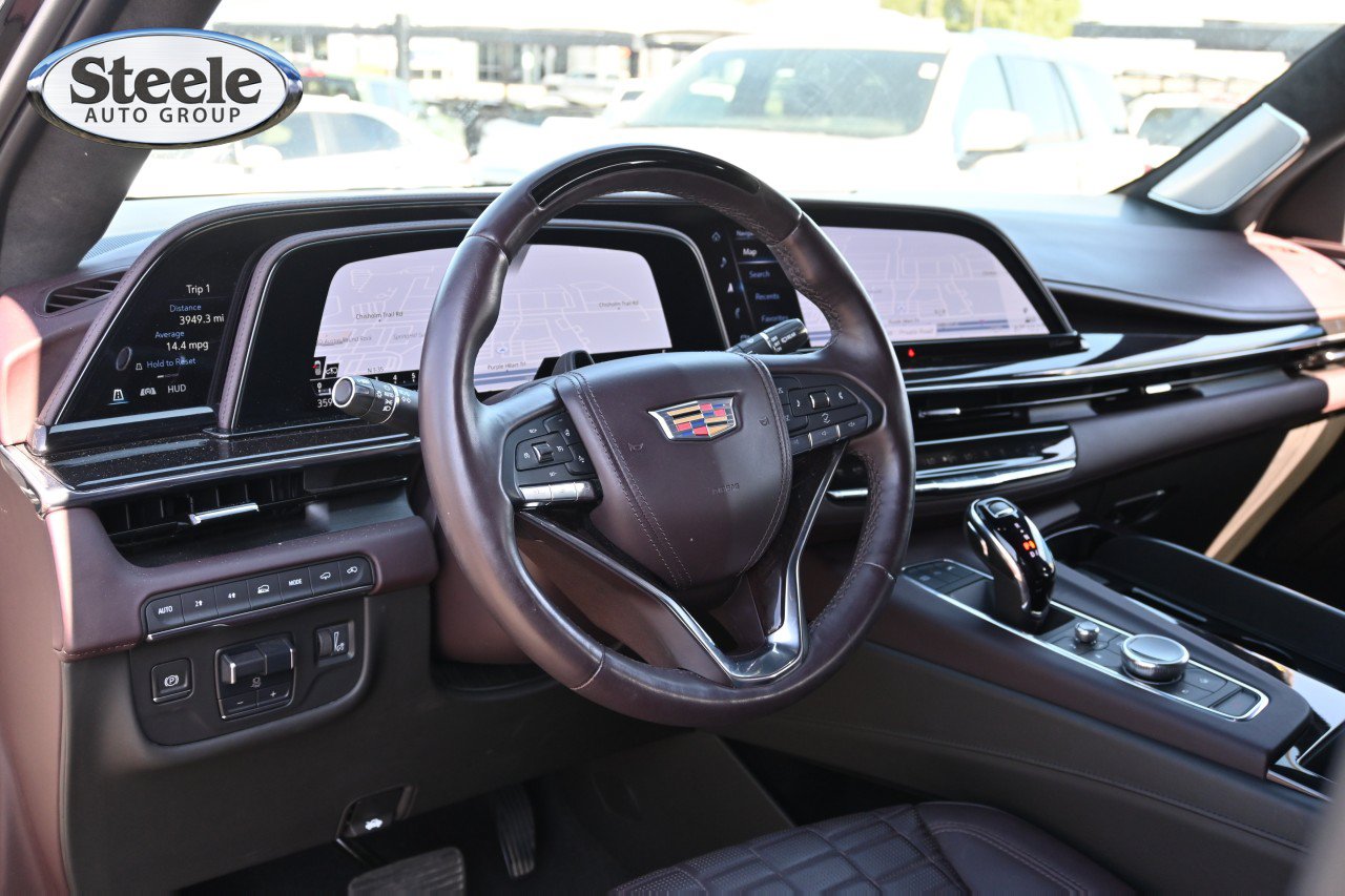 Certified 2023 Cadillac Escalade ESV Sport Platinum AWD/4WD image 17