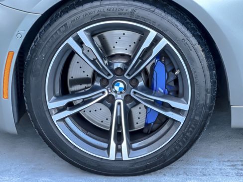 Used 2018 BMW M5 w/ Executive Package image 26