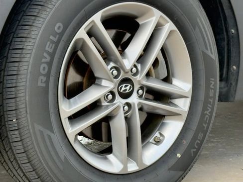Used 2018 Hyundai Santa Fe Sport FWD image 5