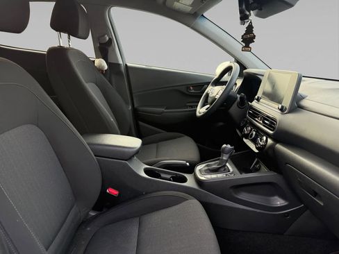 Used 2022 Hyundai Kona SEL image 15