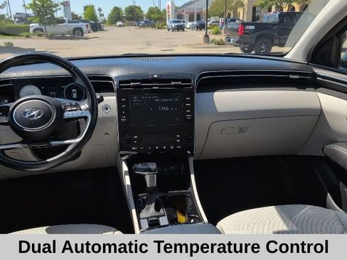 Used 2023 Hyundai Tucson SEL w/ Convenience Package AWD/4WD image 4