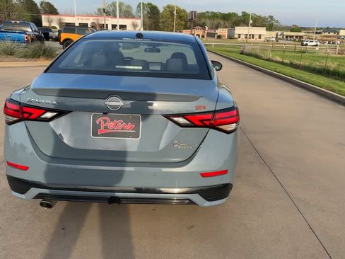 Used 2024 Nissan Sentra SR w/ Trunk Package FWD image 8