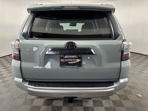 Used 2023 Toyota 4Runner TRD Off-Road Premium w/ Off Road Premium Plus Package AWD/4WD image 4