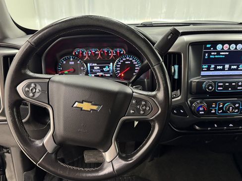 Used 2018 Chevrolet Silverado 1500 LT w/ All Star Edition AWD/4WD image 16
