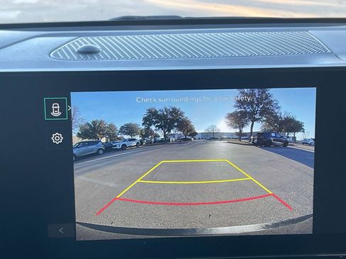 Used 2025 Kia K4 LXS image 25