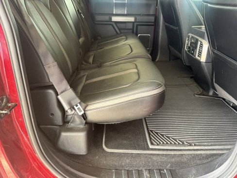 Used 2018 Ford F150 Platinum w/ Equipment Group 701A Luxury AWD/4WD image 31